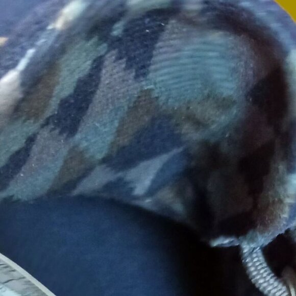 UGG Blue Youth Reflective Canoe Chukka Boots Navy Blue Color Size 6 - Picture 14 of 14